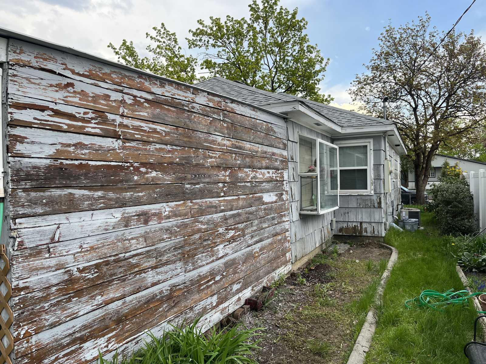 Charcoal grey exterior painting Liberty Lake Spokane